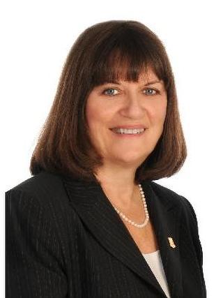 Pauline Aunger Pauline Aunger